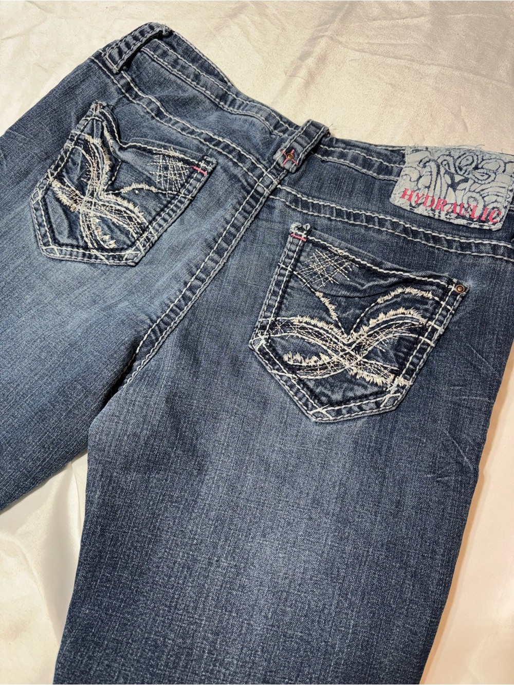 Hydraulic Bailey Jeans Size 9/10 Y2K Heavy White Stitch Slim Skinny Embroidered